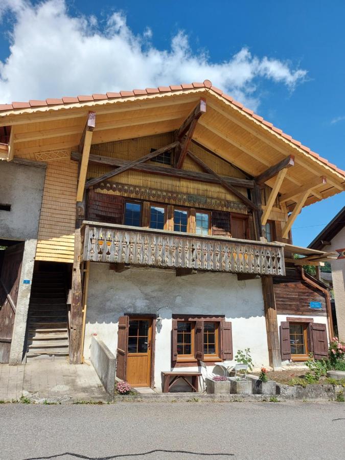 Appartement Voute En Gruyere Dans L'Intyamon Enney Εξωτερικό φωτογραφία